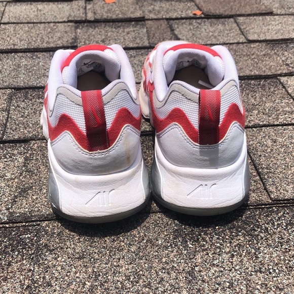 Air Max - Picture 2 of 3